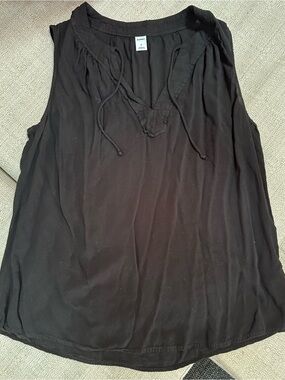 Old Navy Black Sleeveless Tie-Neck Camisole